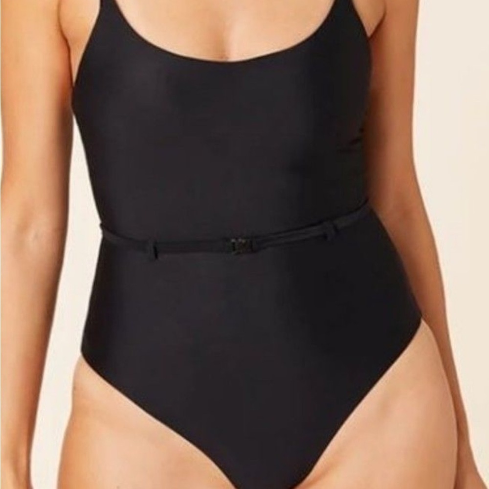Andie swim The Riviera One Piece Black‎ Belted Bathing suit  Size small